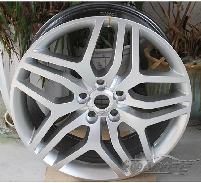 картинка Новые диски Range Rover Evoque Wheels R20 5x120 ET48 J8,5 серебро магазин  StreetTuning 