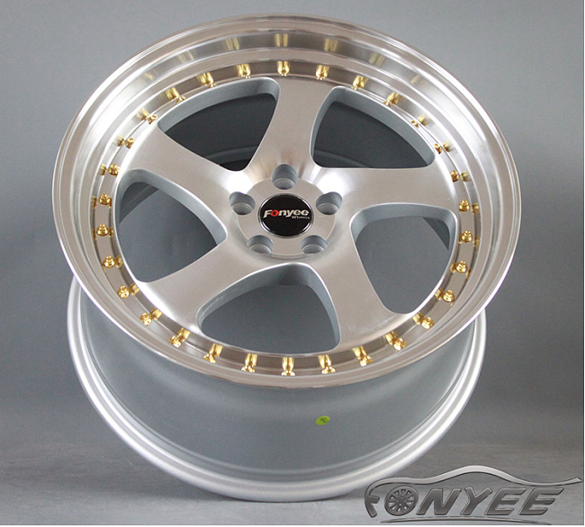 картинка Новые диски Rotiform TMB Flat R18 5х114,3 ET40 J8 серебро + полированная полка магазин  StreetTuning 