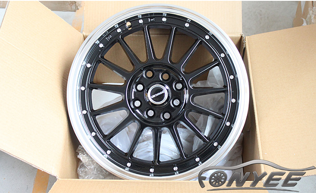 картинка Новые диски Powcan R16 J7 ET+38 5x114,3 черный глянец + серебро магазин  StreetTuning 