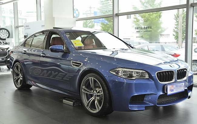 картинка Новые диски BMW F10 style R19 5x120 ET35 J9,5 серый + серебро магазин  StreetTuning 