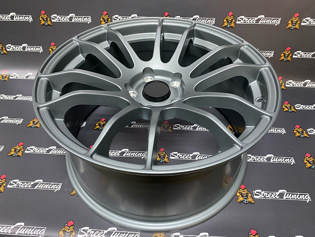 картинка Новые диски RAYS Gram Lights 57 Xtreme R18 J8.5 ET33 5x114.3 Gunmetal магазин  StreetTuning 