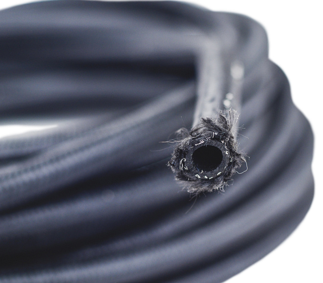 картинка Маслобензостойкий армированный шланг в нейлоновой оплетке AN8 магазин  StreetTuning 