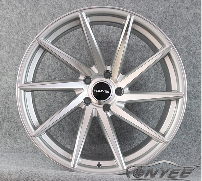 картинка Новые диски Vossen CVT-L Replica R19 5X112 ET35 J9 серебристые магазин  StreetTuning 
