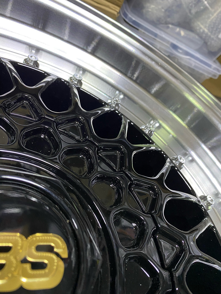 картинка Новые диски BBS RS R16 J8 ET25 4x100/4X114.3 черные+ полировка от магазина  StreetTuning