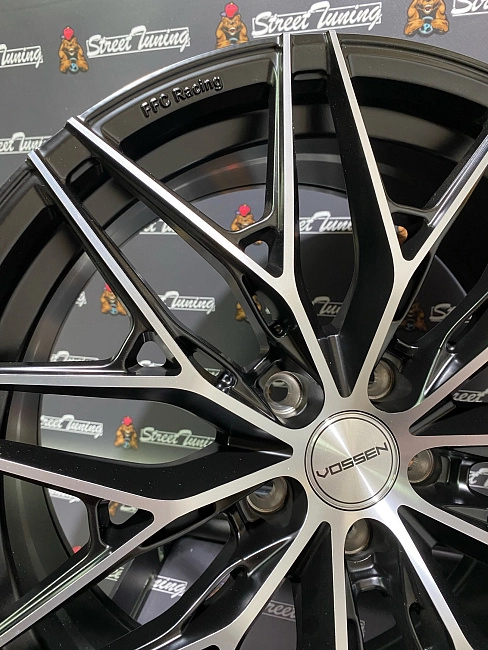 картинка Новые диски Vossen Flow Forming R18 J8 ET35 5X108 Black магазин  StreetTuning 