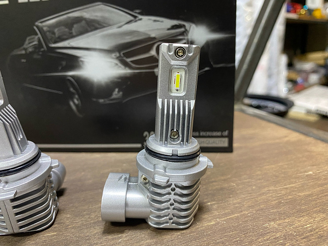 картинка Светодиодные лампы Sanvi Smart Led - HB4 5500к, комплект 2 шт магазин  StreetTuning 