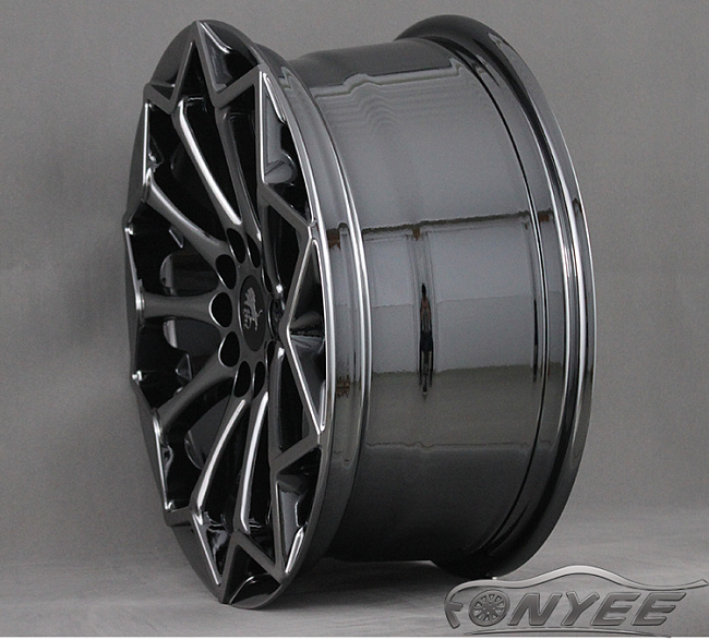 картинка Новые диски B-tiger R17 5X110/5X115 ET35 J7,5 черный хром магазин  StreetTuning 