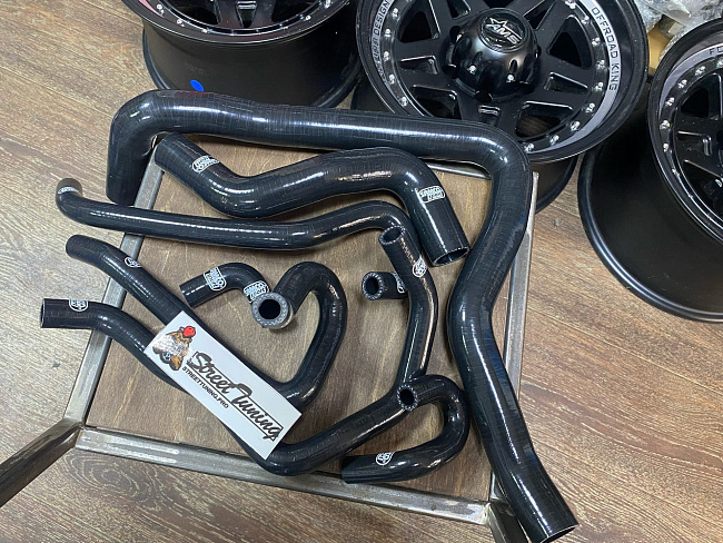 картинка Патрубки системы охлаждения Honda Accord 97-00 CF4 7шт, черные магазин  StreetTuning 