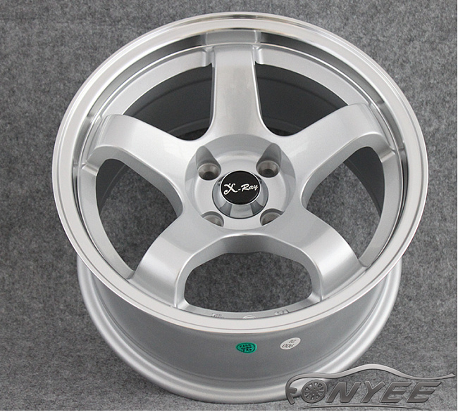 картинка Новые диски Bee*R B5 R15 4x100 ET10 J8 серебро магазин  StreetTuning 