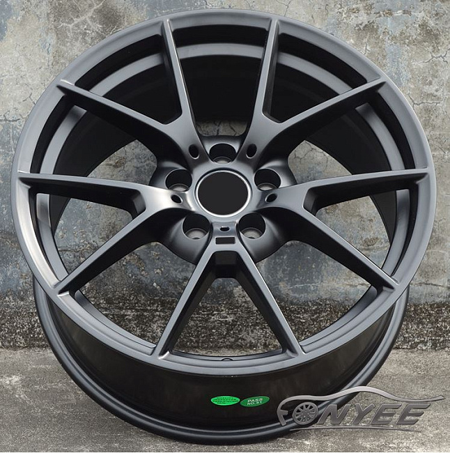 картинка Новые диски BMW M R18 5X120 ET34 J8 черный мат магазин  StreetTuning 