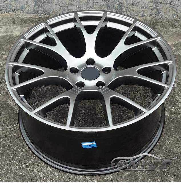 картинка Новые диски Staggered Hellcat R20 5х115 ET21 J9 серый глянец магазин  StreetTuning 