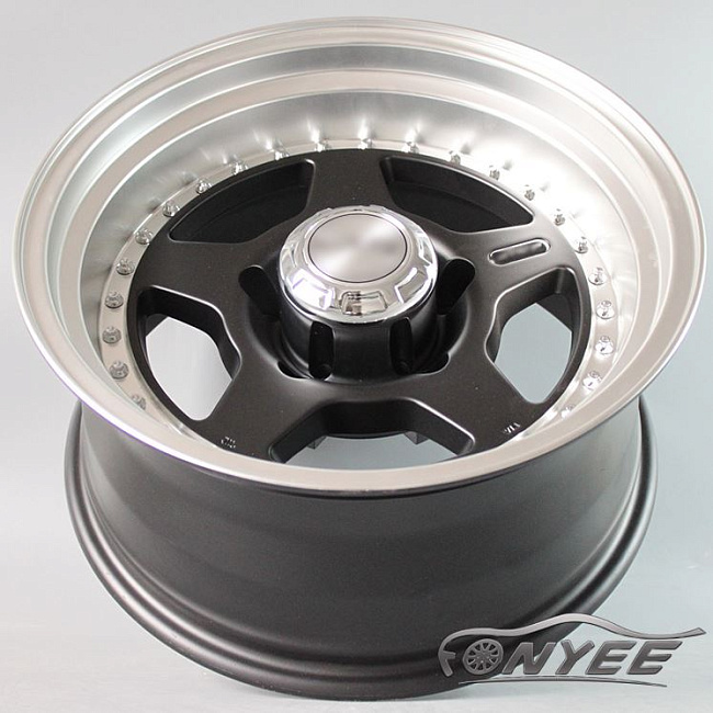 картинка Новые диски MVF-955 R15 5X139,7 ET-25 J7 черные + полированная полка магазин  StreetTuning 