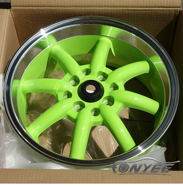 картинка Новые диски Spoon R15 J7 ET+35 4x100-114,3 зеленый + полированная полка магазин  StreetTuning 