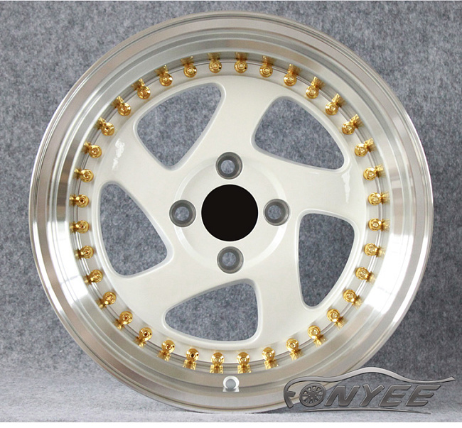 картинка Новые диски Rotiform TMB Flat R16 4х100 ET20 J8 белый глянец + полированная полка магазин  StreetTuning 