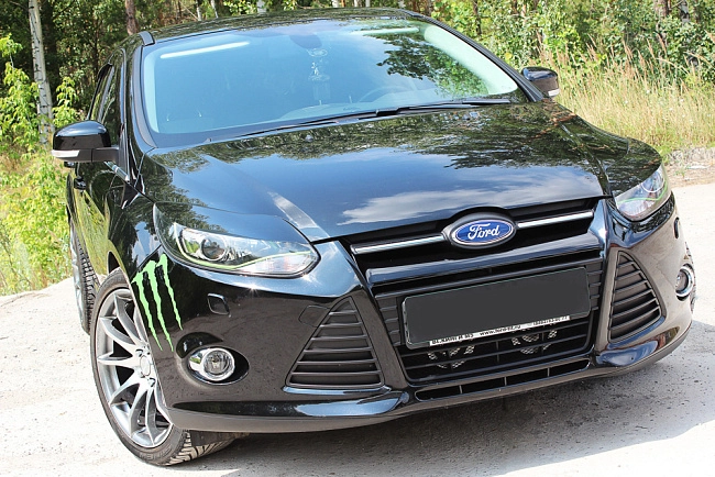 картинка Ford Focus III 2011—2013 Накладки на передние фары (реснички) компл.-2 шт. магазин  StreetTuning 