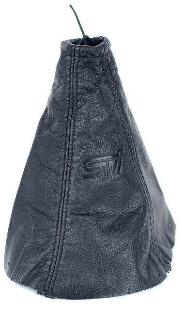 картинка Чехол на КПП Subaru STI, универсальный. Кожа, черная строчка магазин  StreetTuning 