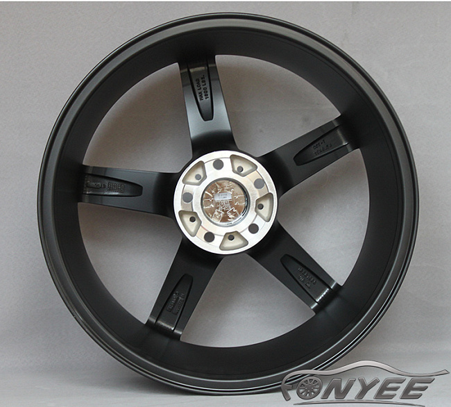 картинка Новые диски Vossen CV3 Replica R19 5X114,3 ET38 J9,5 черный + серебро магазин  StreetTuning 