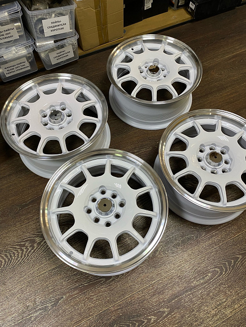 картинка Новые диски Sprint Hart R15 J6,5 ET35 4x100/4x114.3 , белые магазин  StreetTuning 