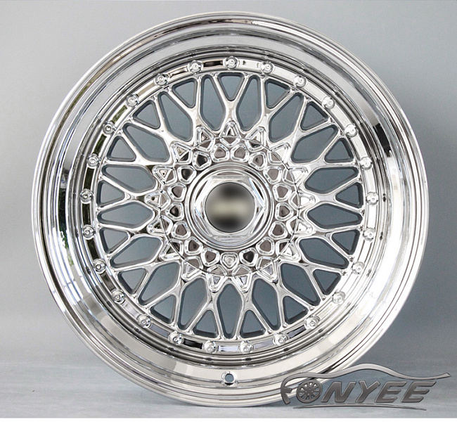 картинка Новые диски BBS RS R18 5X112/5X114,3 ET30 J9,5 хром серебро + серебристые болтики магазин  StreetTuning 