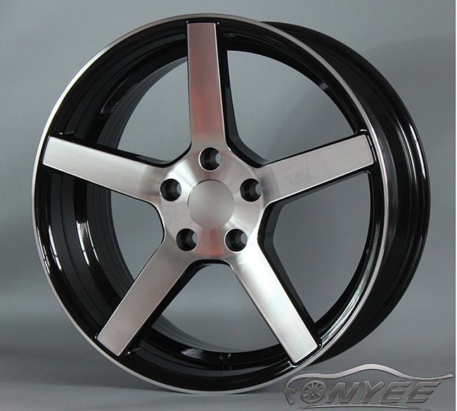 картинка Новые диски Vossen CV3 Replica R17 5X112 ET40 J7,5 черный глянец + серебро магазин  StreetTuning 