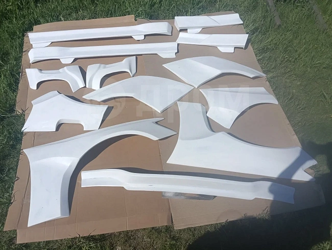 картинка На Toyota Altezza комплект расширения 7 магазин  StreetTuning 