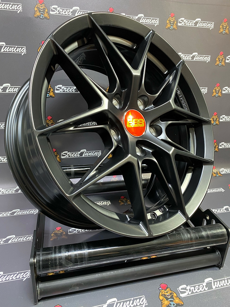 картинка Новые диски HRE FF65 R16 J7 ET35 5x114.3 Black Mat от магазина  StreetTuning