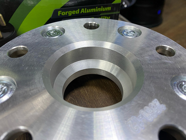 картинка Проставка Starleks 20 мм 5x114,3 12x1.25 цо 56.1 - рф магазин  StreetTuning 