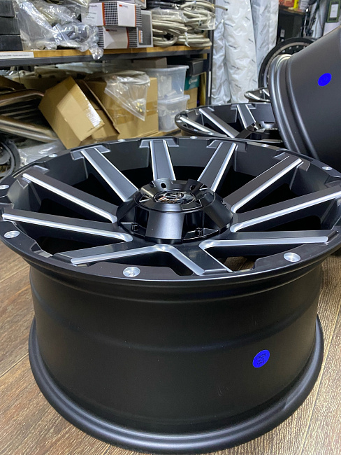 картинка Новые диски Fuel D615 R18 J9 ET0 6X139,7 ЦО 106.1 магазин  StreetTuning 