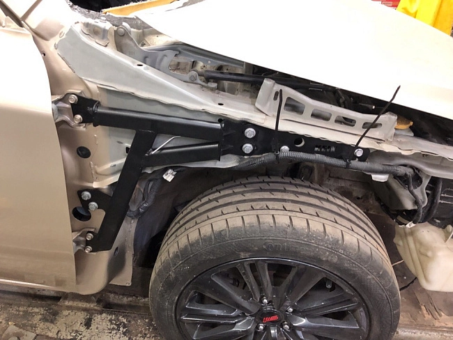 картинка Комплект усилителей под передние крылья для Subaru Impreza 2008-14 г магазин  StreetTuning 