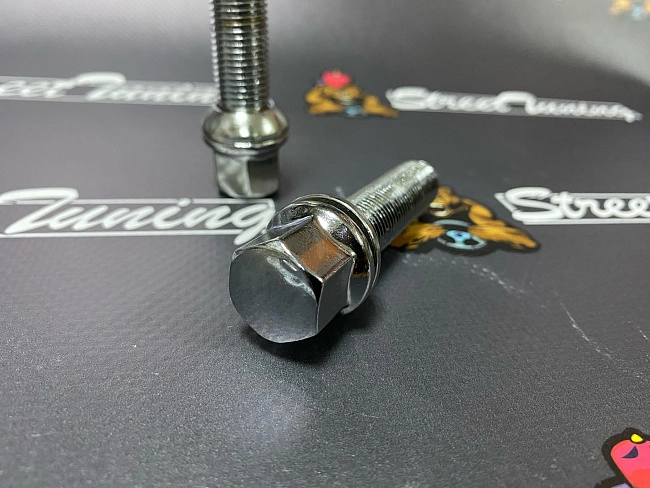 картинка Колесный болт Starleks M14x1.5 высота 50 мм, вращающаяся сфера, кл. 17 магазин  StreetTuning 