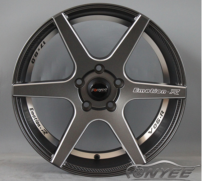 картинка Новые диски SHOGUN EMOTION R V06-R R18 5X114,3 ET30 J10 серебро + серый магазин  StreetTuning 