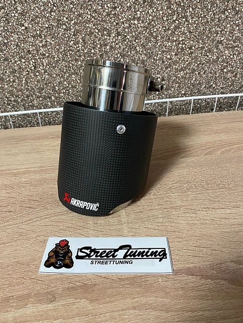 картинка Насадка на глушитель универсальная Akrapovic style 63 - 114 мм магазин  StreetTuning 