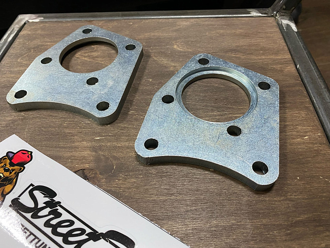 картинка Планшайбы для установки ПДТ на ВАЗ 2101-07 под 15е суппорта магазин  StreetTuning 