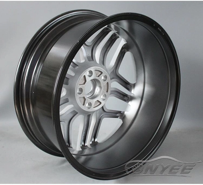 картинка Новые диски Range Rover Evoque Wheels R20 5x120 ET48 J8,5 серебро магазин  StreetTuning 