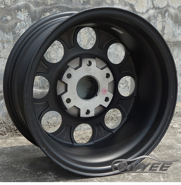 картинка Новые диски MVF-962 R16 5X150 ET-25 J8 черный мат + серебро магазин  StreetTuning 