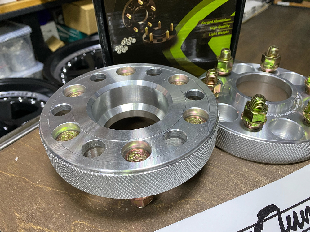 картинка Проставка Starleks 30 мм 6x114,3 12x1.25 цо 66,1 от магазина  StreetTuning