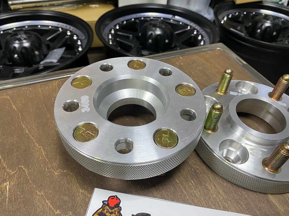 картинка Проставка Starleks 25 мм 5x108 12x1.5 цо 65.1 - РФ от магазина  StreetTuning