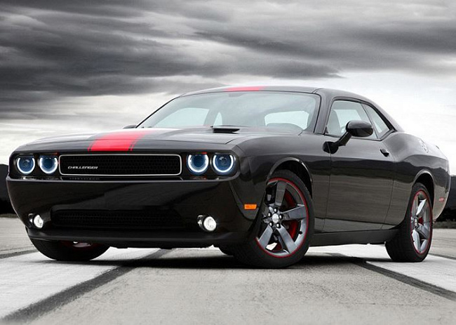 картинка Передние фары для DODGE CHALLENGER 2008-2014 магазин  StreetTuning 