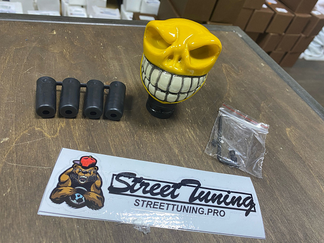 картинка Ручка КПП Ghost (призрак), цвет желтый. магазин  StreetTuning 