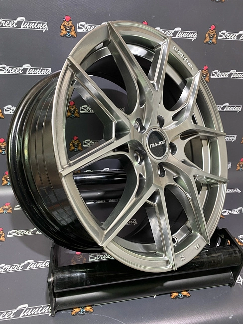 картинка Новые диски BBS R16 J7 ET40 5X100 HyperBlack магазин  StreetTuning 