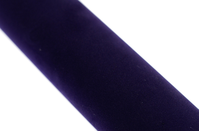 картинка Алькантара на виниловой основе, фиолетовая магазин  StreetTuning 