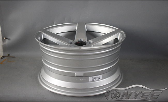 картинка Новые диски Inforged iFG 8 SUV R19 5X112 ET35 J8,5 серебро магазин  StreetTuning 