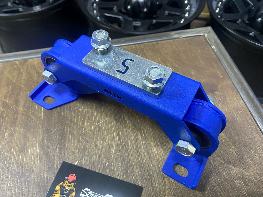 картинка Опора трансмиссии для Subaru Impreza WRX, STI, Legacy, Forester от магазина  StreetTuning