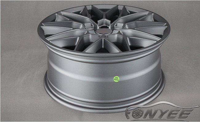 картинка Новые диски HRE P200 Replika R18 5X115 ET30 J8, серые магазин  StreetTuning 