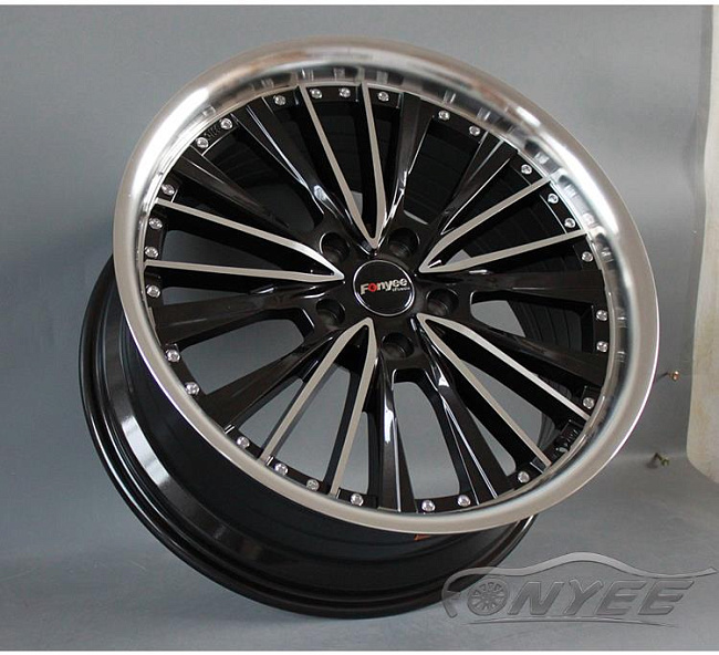 картинка Новые диски Fonyee модель 6 R19 5x112 ET25 J8,5 черные магазин  StreetTuning 