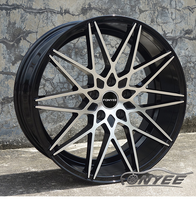 картинка Новые диски Fonyee модель 7 R19 5x114,3 ET35 J8,5 черные + серебро магазин  StreetTuning 