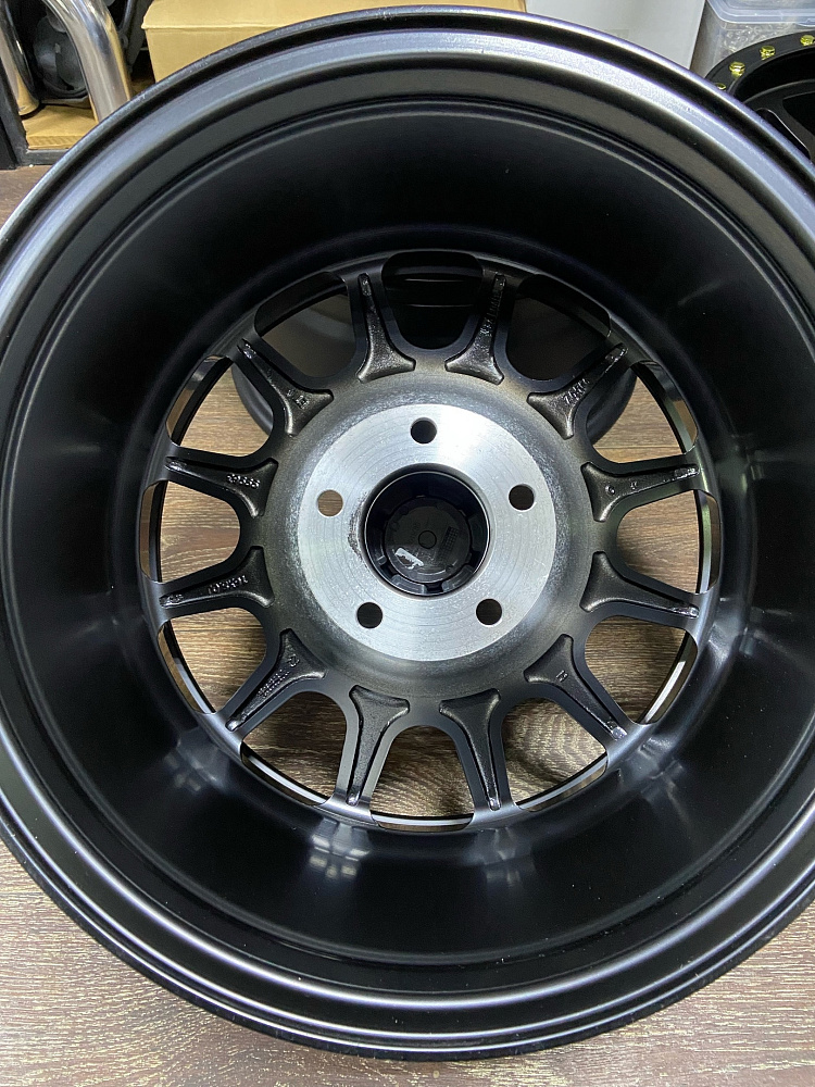 картинка Новые диски METHOD 703, R16 J8 et0 5x114,3, черный мат от магазина  StreetTuning
