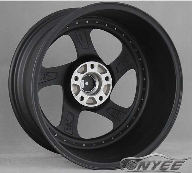 картинка Новые диски Rotiform TMB Flat R18 5х114,3 ET30 J8,5 черный мат + золотистые болтики магазин  StreetTuning 