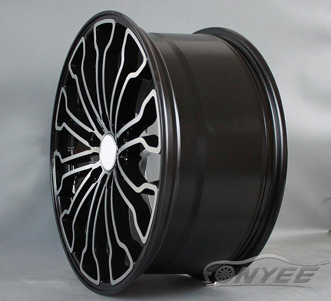 картинка Новые диски Porsche модель 3 R20 5X130 ET45 J9 черный + серебро магазин  StreetTuning 