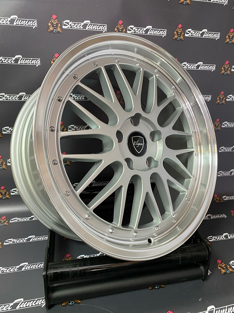 картинка Новые диски BBS LM R18 J9 ET12 5x114.3 Silver от магазина  StreetTuning